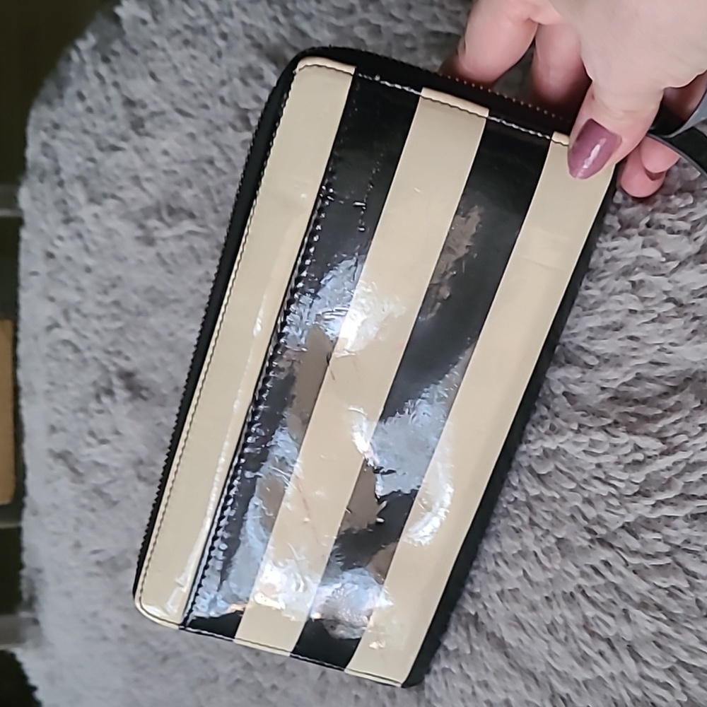 Kate ♠️ Spade Wallet ❤️ - Picture 5 of 10